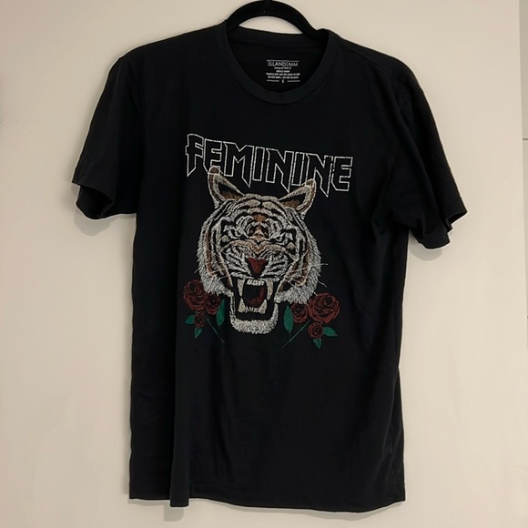 EllandEmm Tshirt - Picture 2 of 5